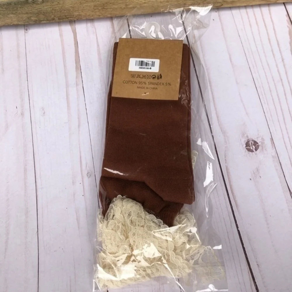 NWT boutique brown with‎ cream lace boot socks.